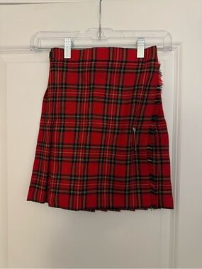 Highland Kilts Scotland size 4